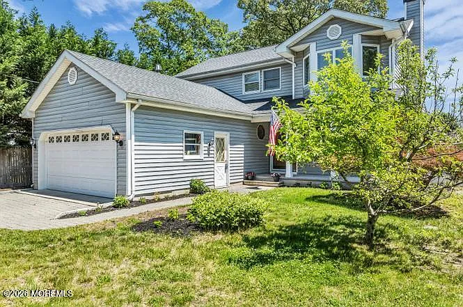 51 Venice Dr — Photo 3