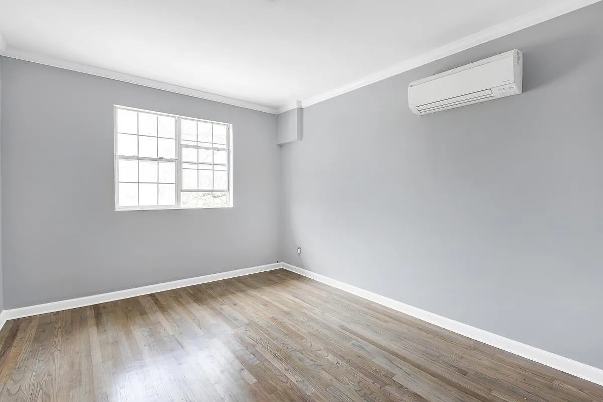 2 bed, 750 sqft, $1,800 — Photo 4