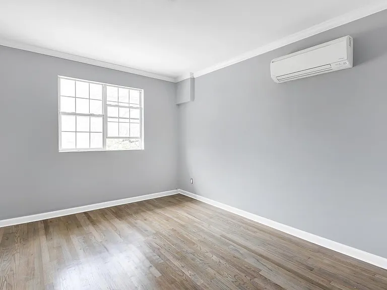 714 Bryan St SE #2 — Photo 4