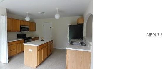 2nd image of 30500 Birdhouse Dr