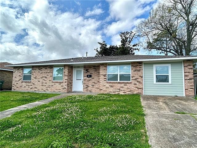 1st image of 304 Catalpa Dr