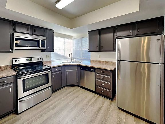 4th image of 9608 N 50th Dr