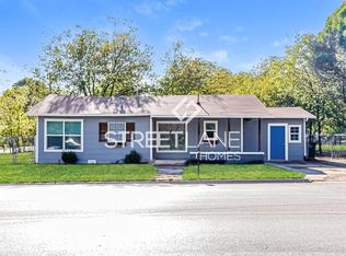 1401 Granbury St, Cleburne, TX 76033