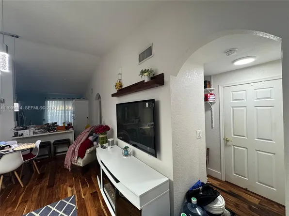 2633 SW 187th Ave, Miramar, FL 33029