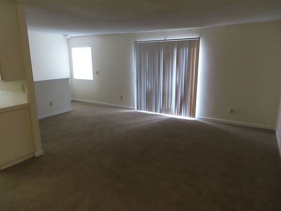 4th image of 7890 Camino Glorita