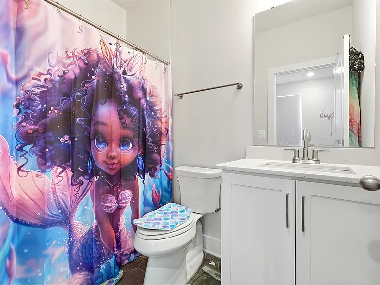 153 Locke St — Photo 33
