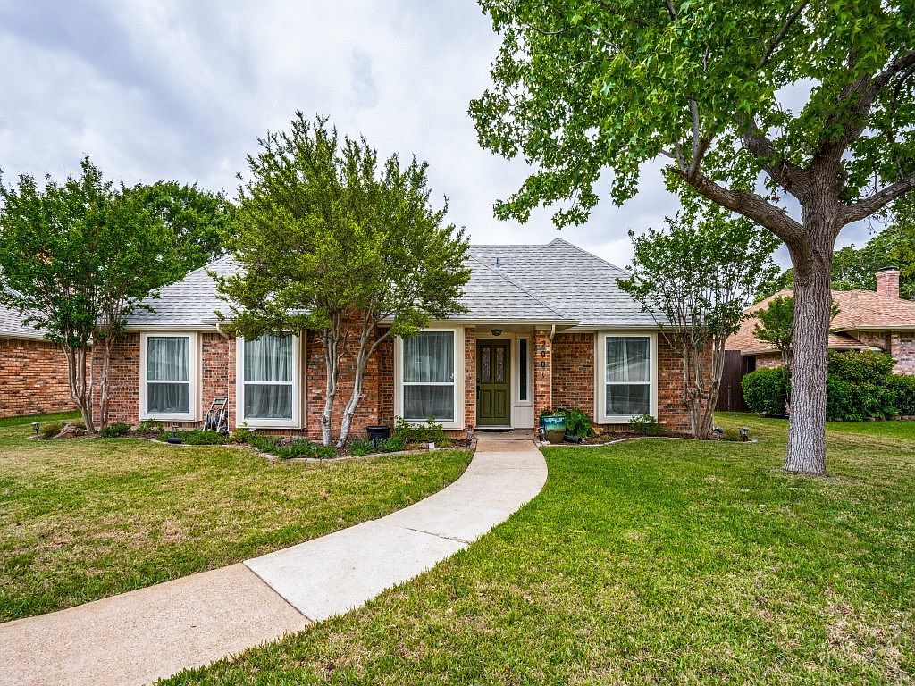 2901 Cambridgeshire Dr, Carrollton, TX 75007 | Zillow