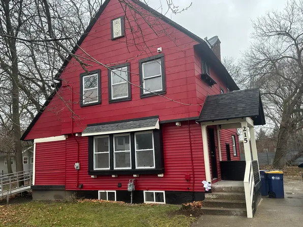 215 Montgomery St SE, Grand Rapids, MI 49507