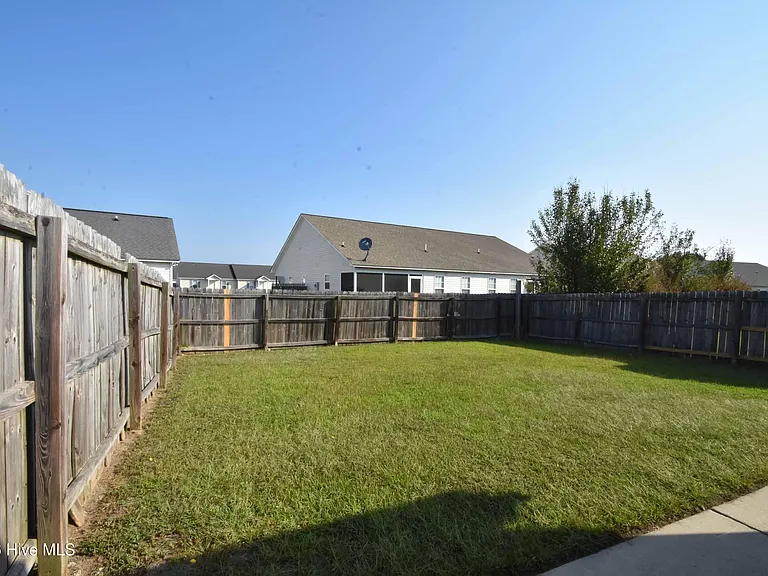 1205 Price Dr #B — Photo 20