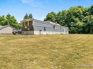 706 N Lincoln St, Stanton, MI 48888