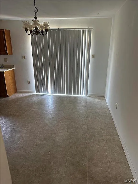 2 bed, 1.0 bath, 1038 sqft, $1,195 — Photo 3