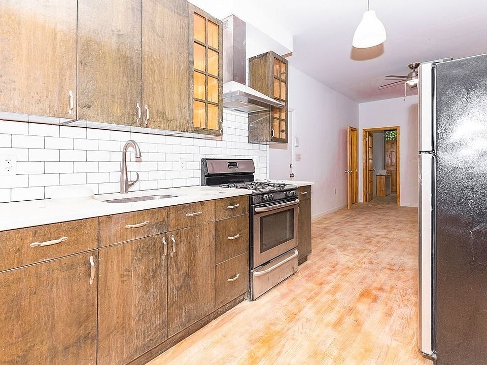 1st image of 189 Stockholm St #S2