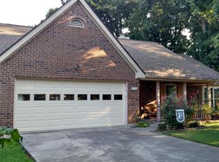 1404 Clear Brook Dr, Knoxville, TN 37922