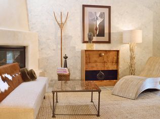 6611 Las Casitas Ct NW, Los Ranchos De Albuquerque, NM 87107