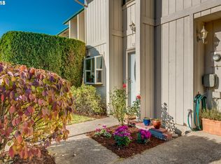 12065 SW Sussex St, Beaverton, OR 97008