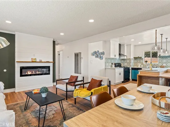9925 Redwood Ave, Hesperia, CA 92345