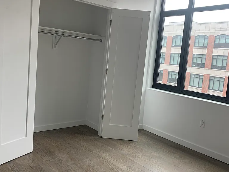 125 Parkside Ave #7D — Photo 9