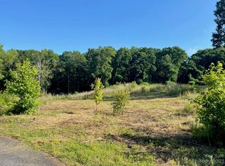 512 Lake Breeze Ln, Belmont, NC 28012