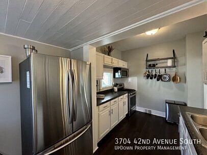 5th image of 3704 42nd Ave S