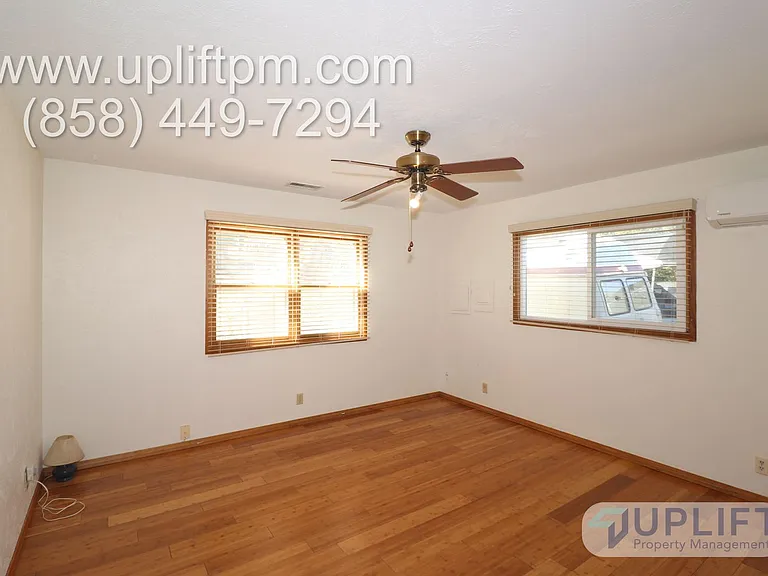 1441 Cedar St — Photo 11