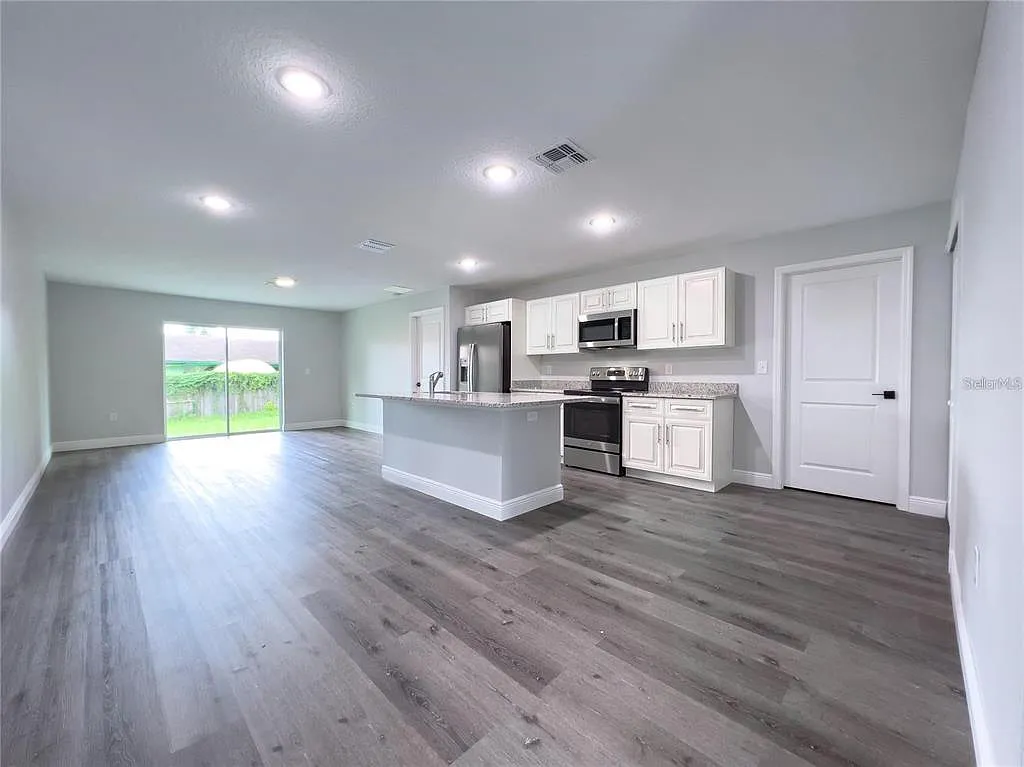 Building Photo - 4443 Ferrari Dr #4443