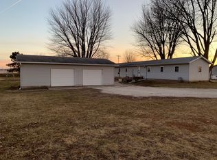 15609 Moline Rd, Lyndon, IL 61261