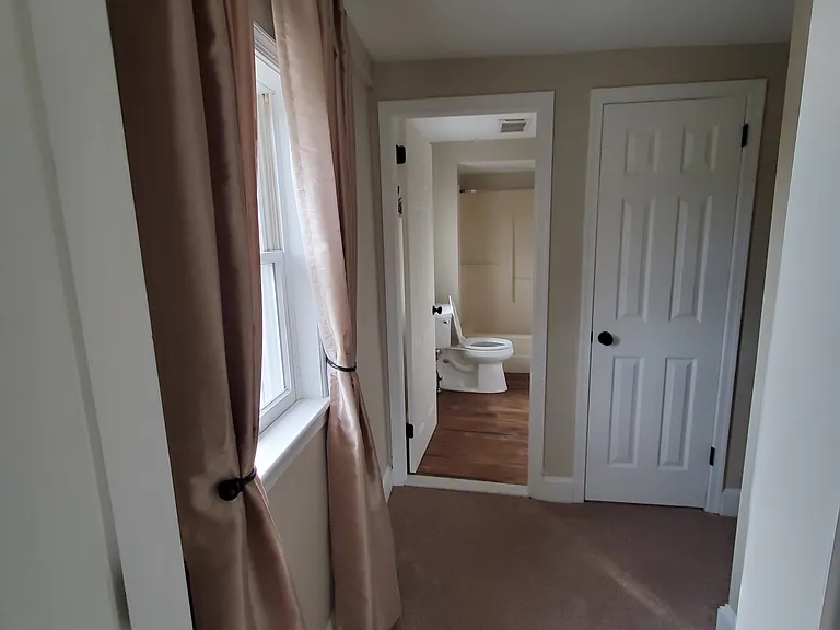 Bathroom 2nd floor