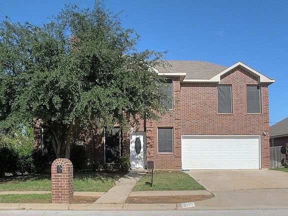 3rd image of 5109 Bradley Ln