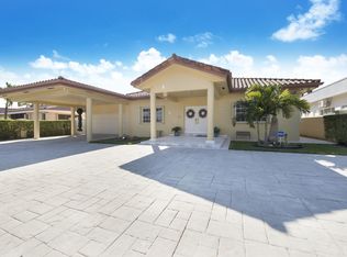 8110 SW 34th St, Miami, FL 33155