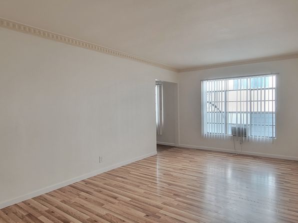1208 N Fuller Ave APT 3