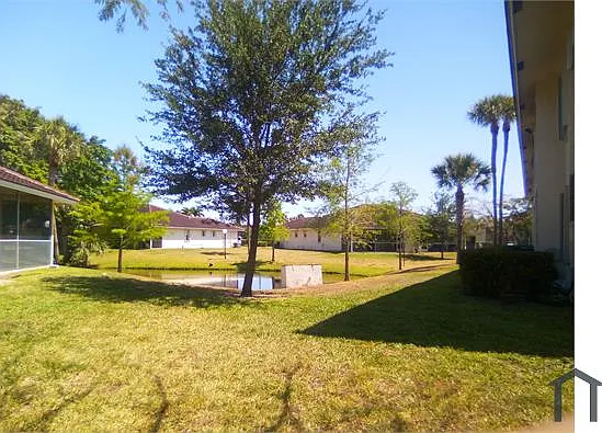 9911 Three Lakes Cir — Photo 25