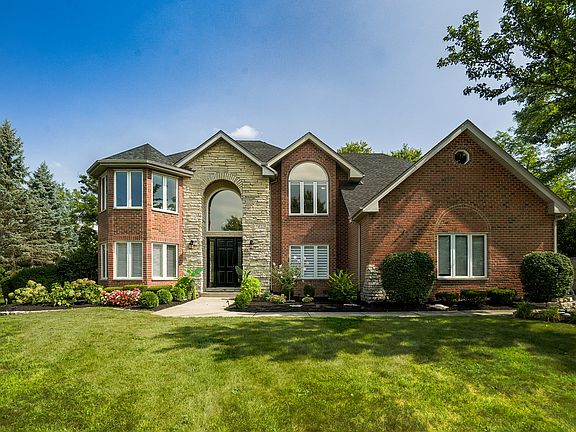 2nd image of 13701 Oak Tree Ln