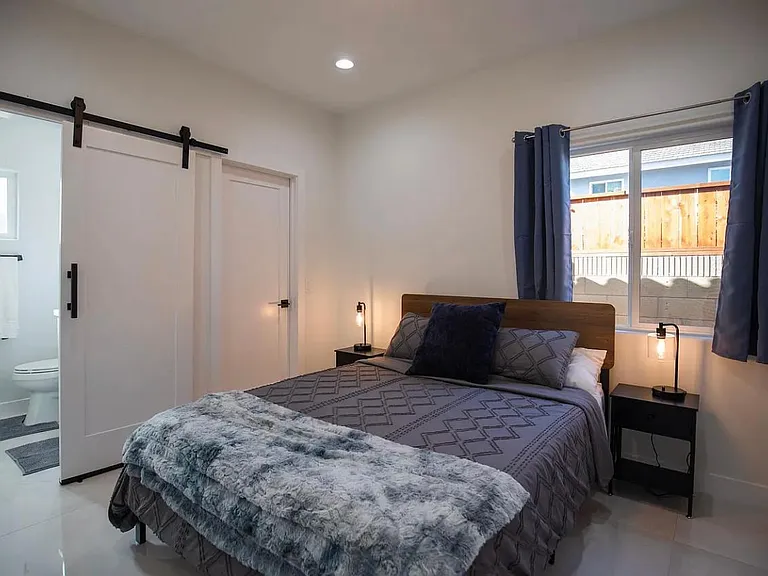 8985 Yuba River Ave #B — Photo 15