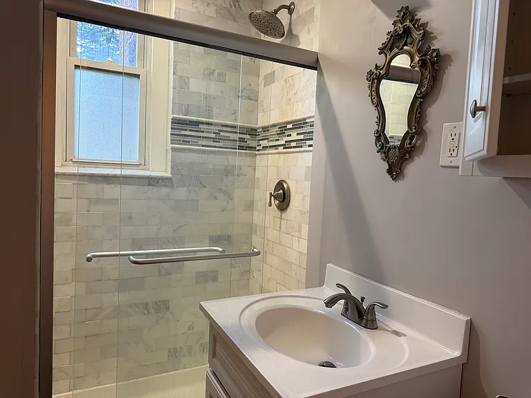 12 Hamilton Pl #B6 — Photo 9