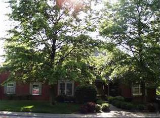 3411 S Pine Ridge Dr, Newburgh, IN 47630