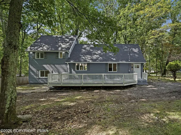 348 Carnation Rd, East Stroudsburg, PA 18302