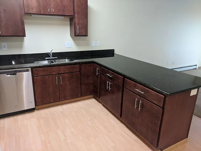 West Lake III Apartments — Photo 75