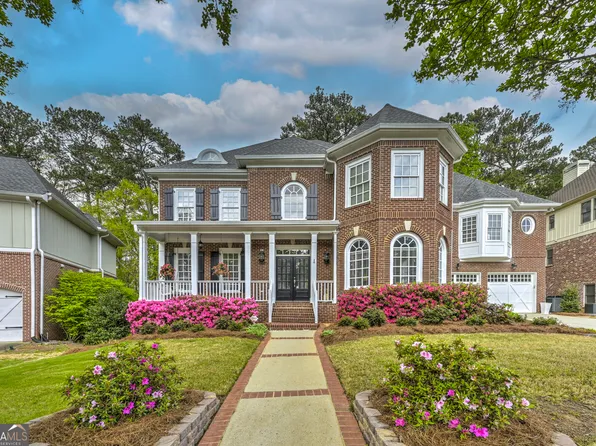 1956 Grace Arbor Ct NE, Atlanta, GA 30329