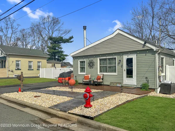 631 Aumack Avenue, Union Beach, NJ 07735