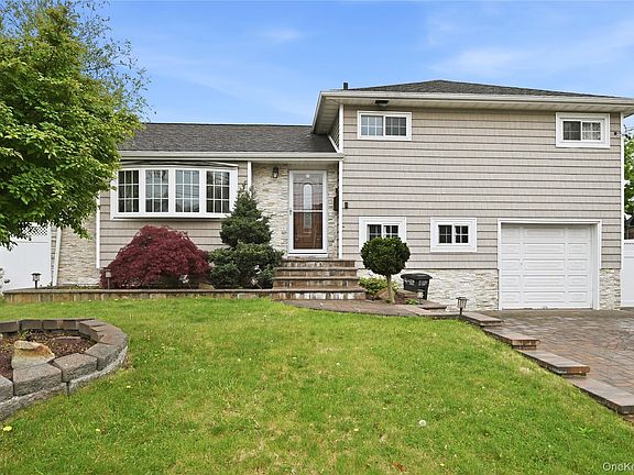 2nd image of 572 Benjamin Road