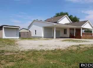 1649 Morningside Rd, Fremont, NE 68025