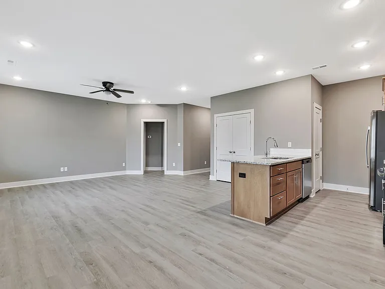 4579 S Doris Ct — Photo 17