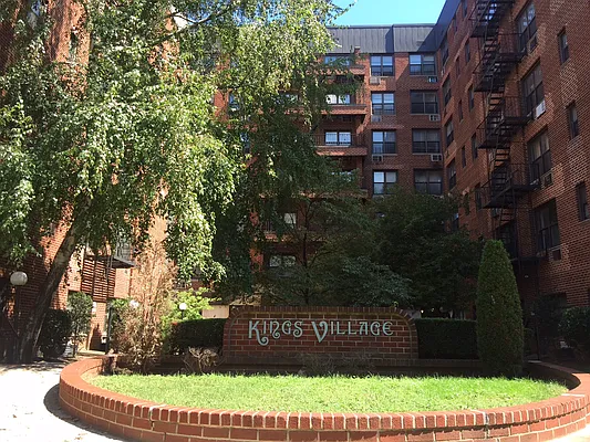 Sold by Citi Habitats | media 7