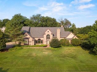 4445 Danbury Dr, Brookfield, WI 53045