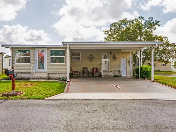 7136 Valor St #325, Zephyrhills, FL 33541