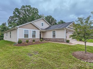 4515 Hunton Dale Rd NW, Concord, NC 28027