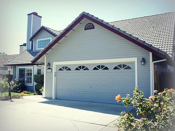 3rd image of 680 Summer Dr