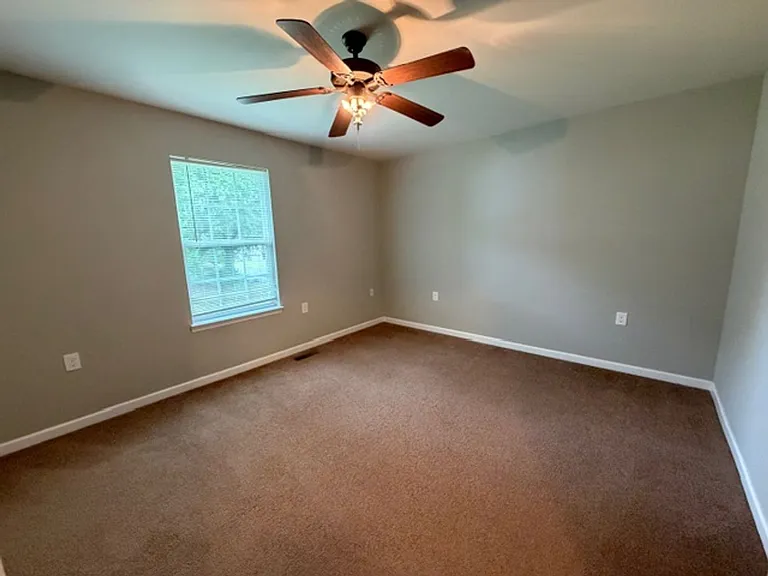 1299 Pond St SE — Photo 9