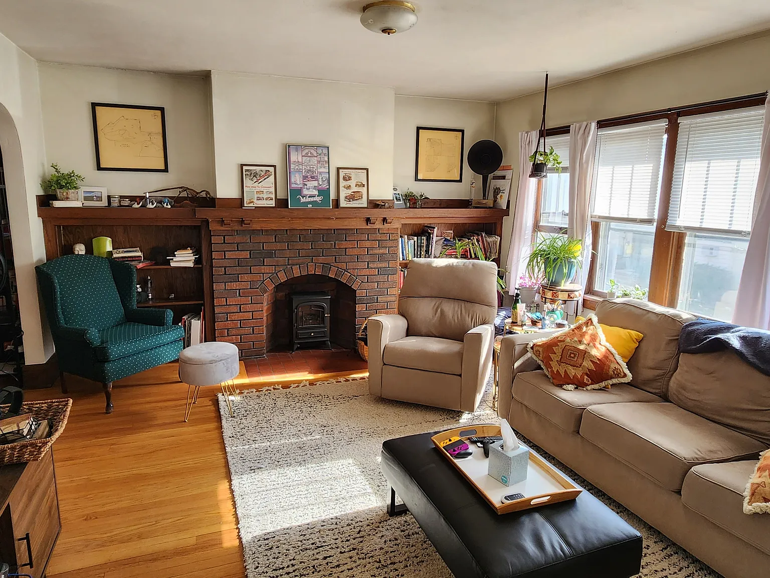 2 bed, 1150 sqft, $1,700 — Photo 2