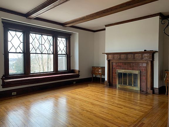 Living room with built-in bench seat